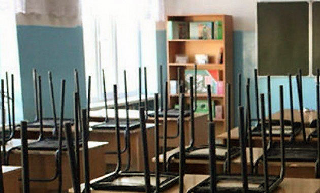 З понеділка в Ужгороді призупинять навчання для учнів 1-4 класів