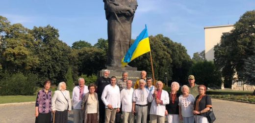 Патріотична громадськість Закарпаття відзначила День Незалежності України (фото)