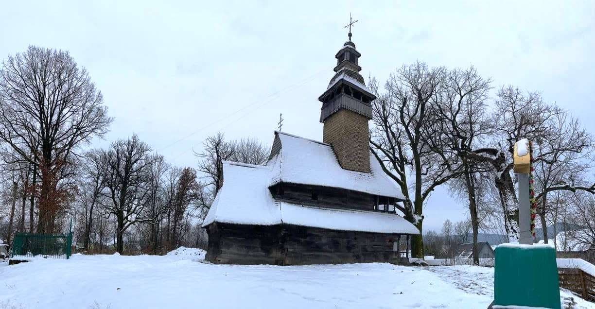 На Закарпатті відреставрують найстарішу дерев’яну церкву та створять у ній музей