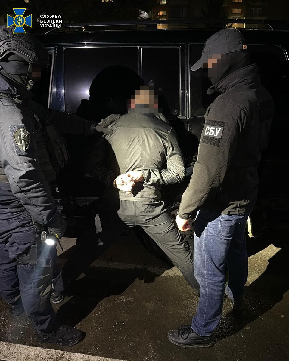 На Закарпатті СБУ затримала організаторів кримінального угруповання, що займалося рекетом та наркоторгівлею