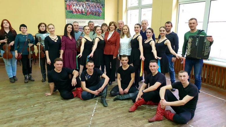 Ужгородські студенти “феєрично” здали практику в Заслуженому академічному Закарпатському народному хорі (відео)