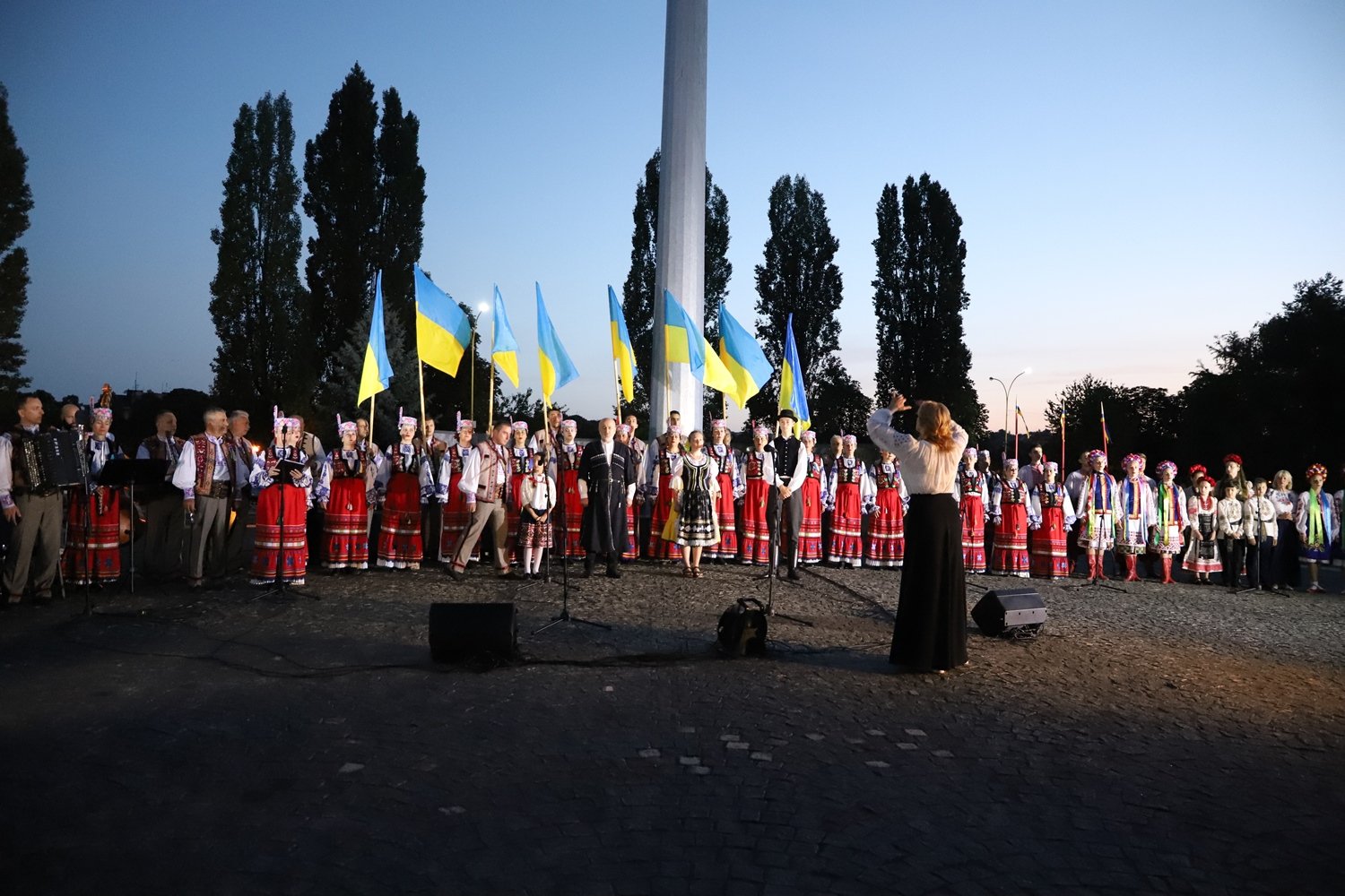 В Ужгороді зустріли світанок Дня Незалежності “Молитвою за Україну”