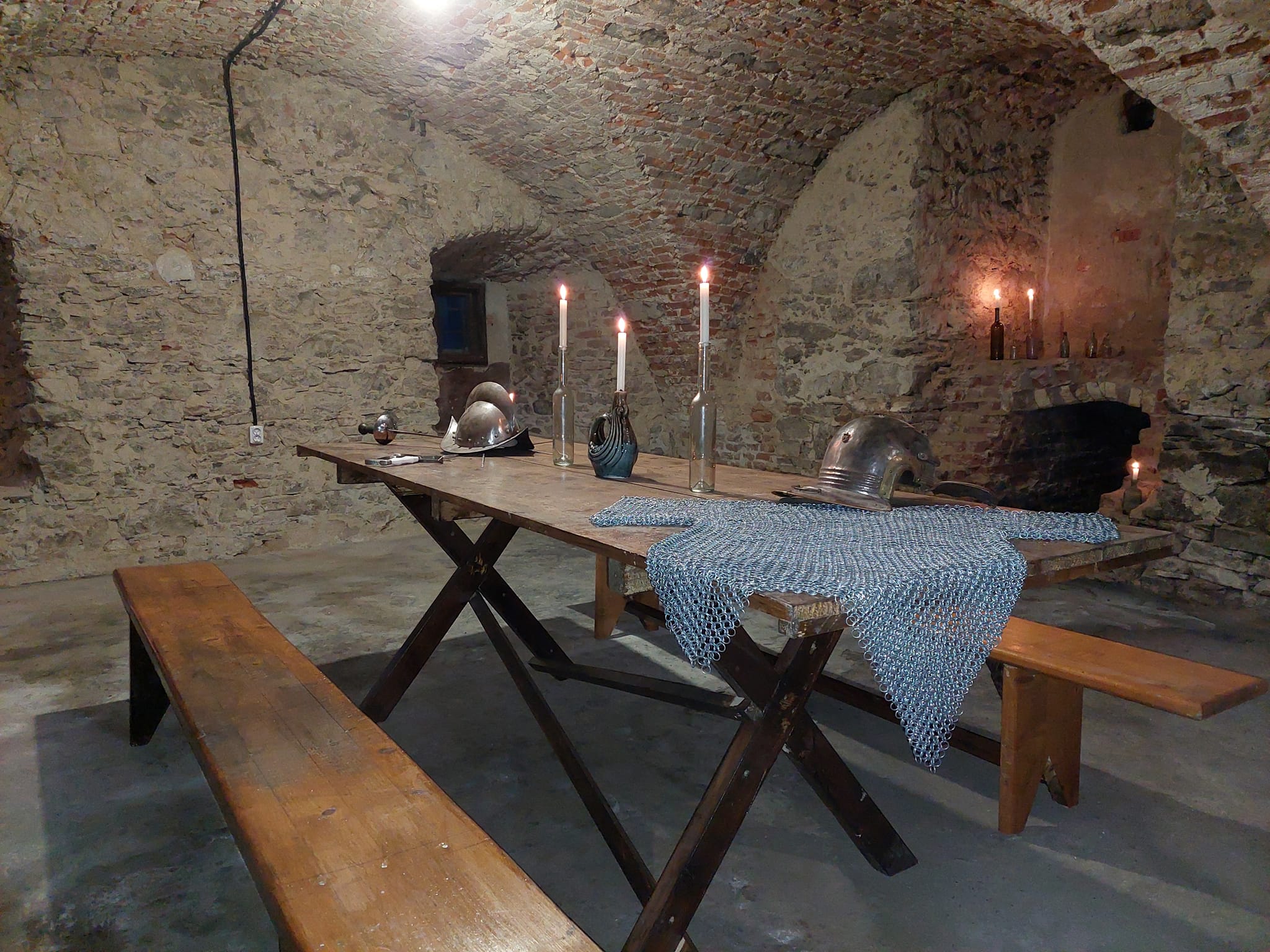 В Ужгородському замку відкрили для відвідування нову підземну залу