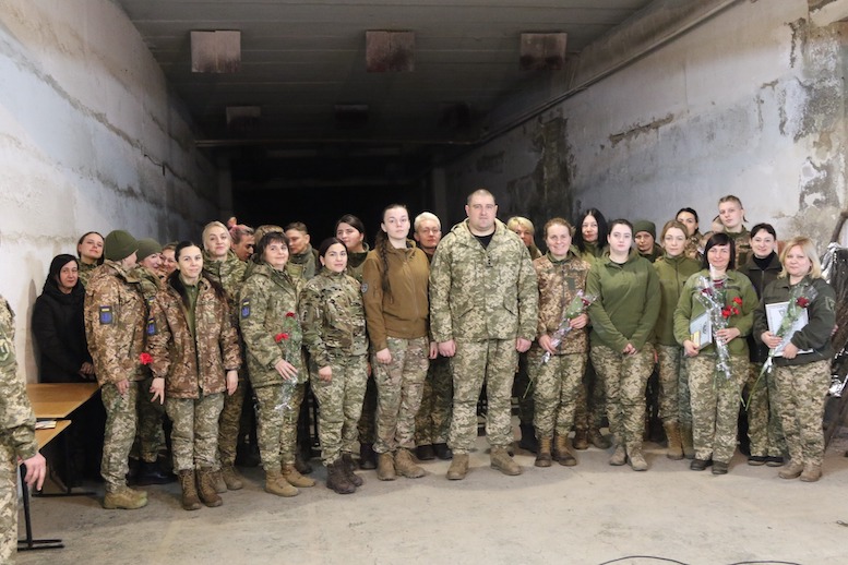 Командування Закарпатської бригади відзначило захисниць України